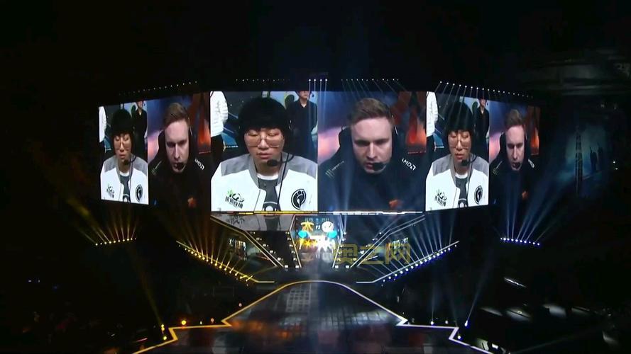 2018 LOL S8赛季：iG战队3:0横扫FNC夺冠