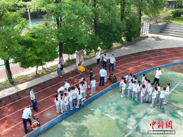 福建省森林消防总队龙岩支队漳州大队_漳州正兴学校成人礼 新闻_漳州市正兴学校小学部