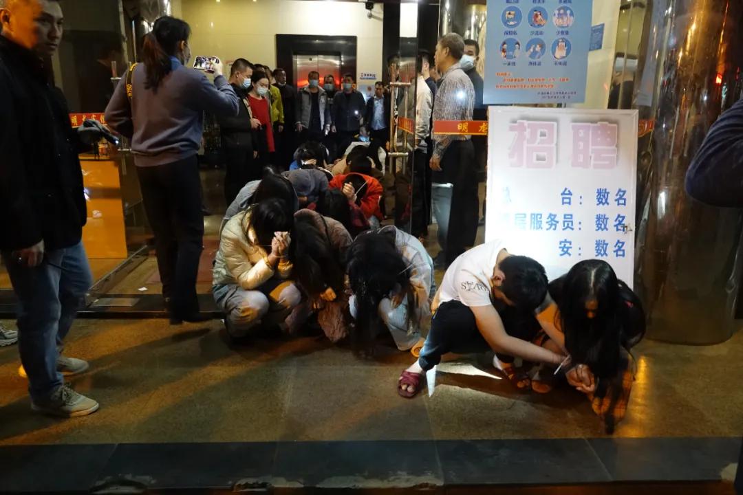 徐闻今天新闻_徐闻县公安局查处按摩店涉黄案件_徐闻县公安局打击涉黄窝点