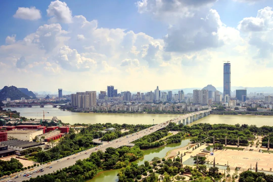 柳州旅游景点攻略_柳州晚报新闻_广西柳州必去景点