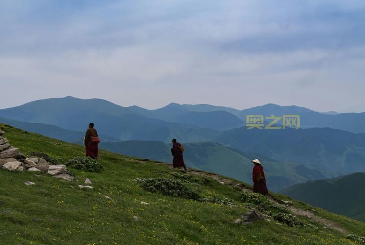 晴日峰探秘：武僧圣地、美景与修行之路
