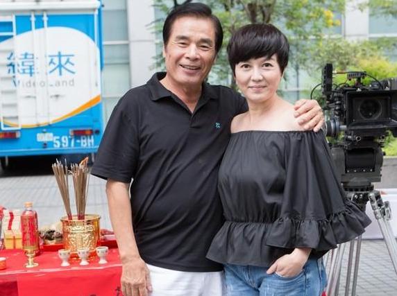 雷洪72岁再婚_雷洪演艺生涯经历_雷洪的五位老婆照片