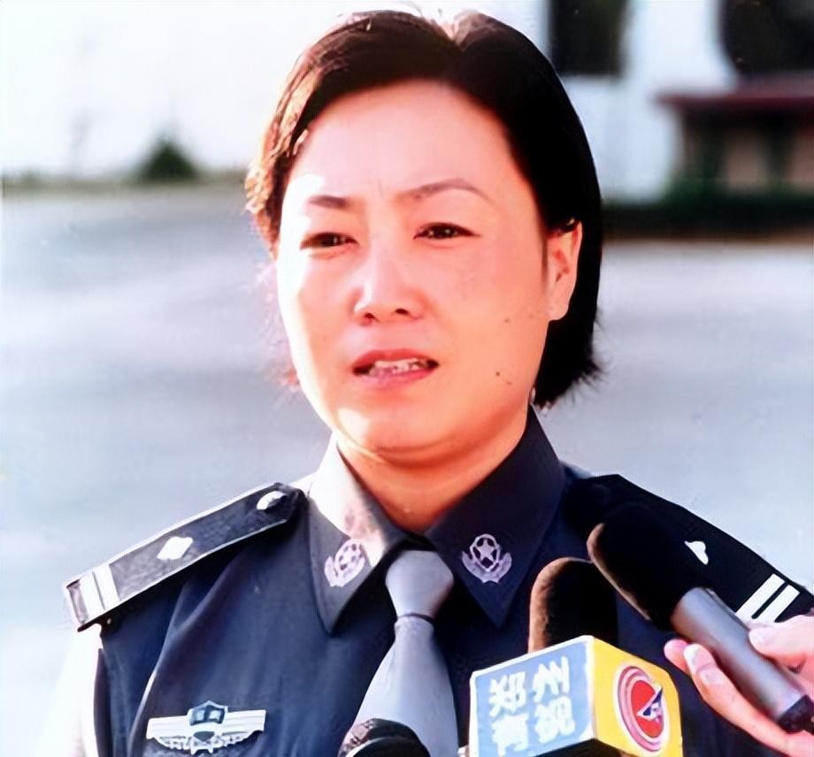 任长霞 事迹 评价_任长霞出殡视频新闻