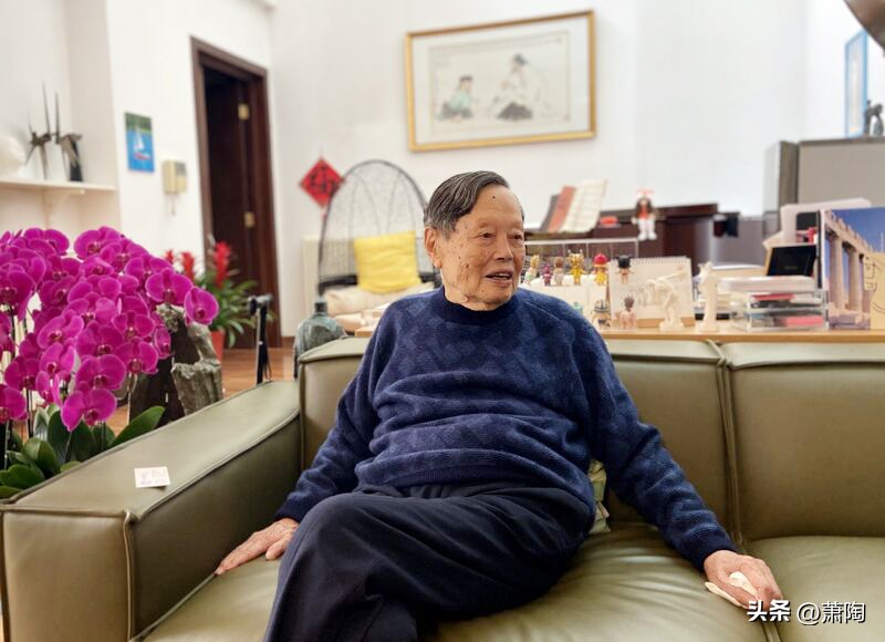 百岁老人杨振宁的两段婚姻 他答应翁帆 可以改嫁 但有个条件