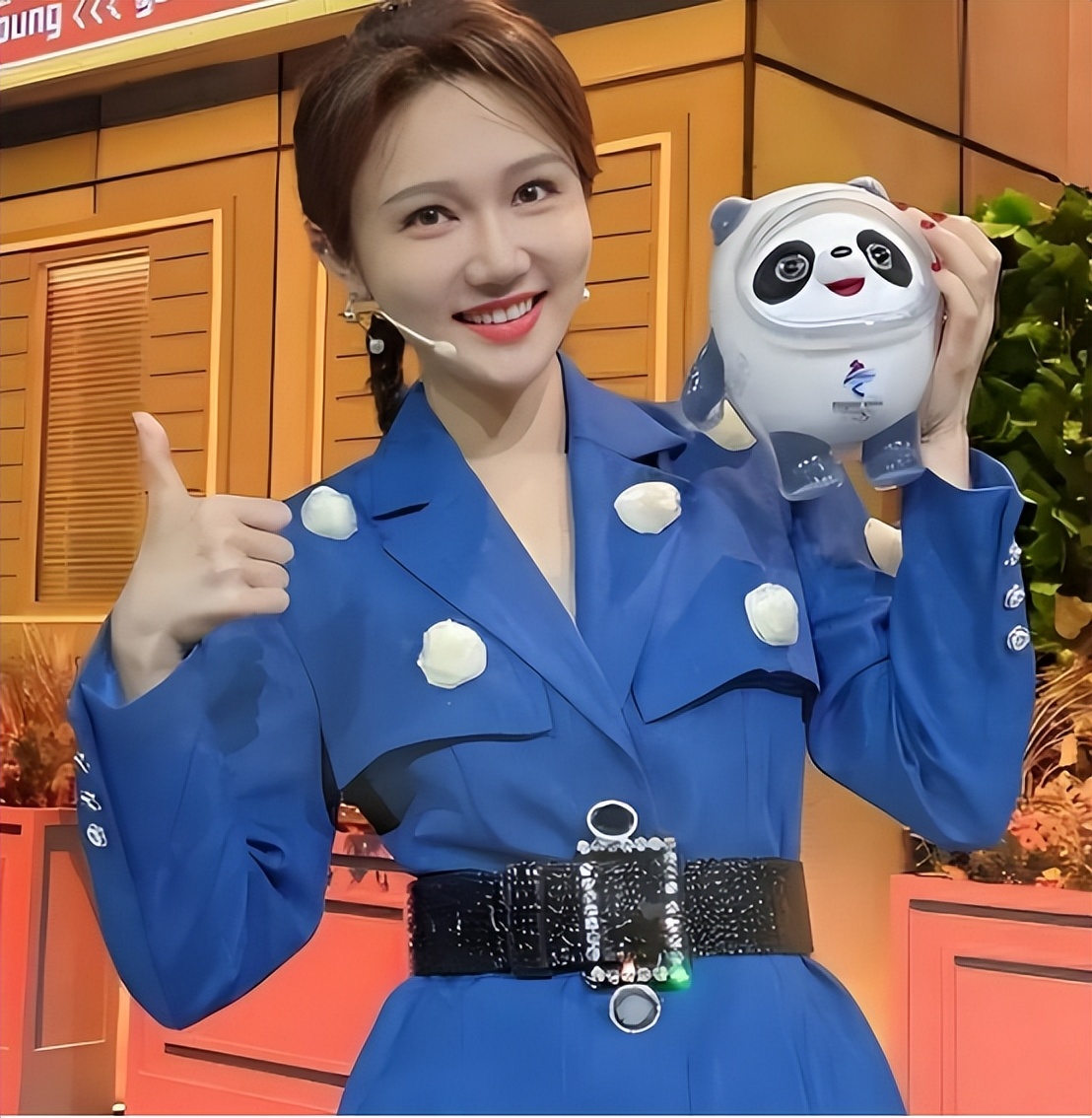 李梓萌欧阳夏丹柴璐梁艳龙洋_新闻联播欧阳夏丹婚姻_央视女主持未婚名单