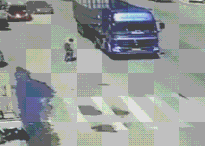 碰瓷行为 交通法规 驾驶员权益_深圳罗湖手机碰瓷