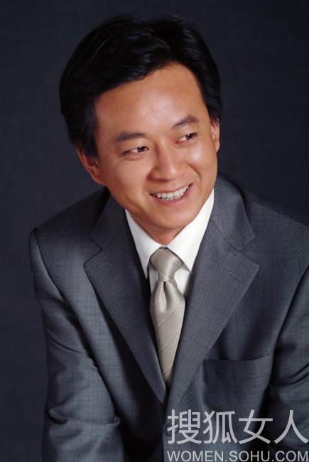 盘点那些央视名嘴妻子们的神秘背景
