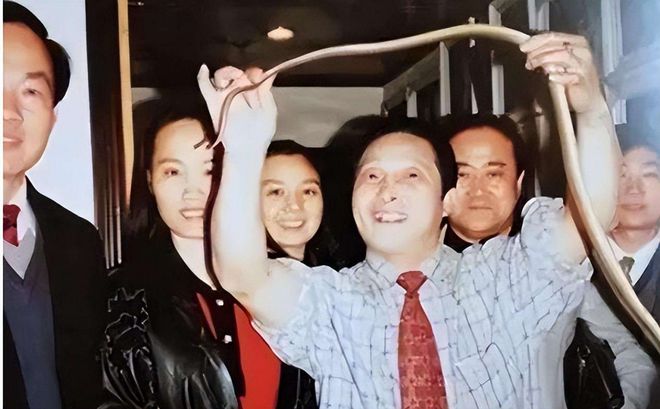 王林气功大师骗局_王林情妇前妻救他真相_王林案怎么没消息了