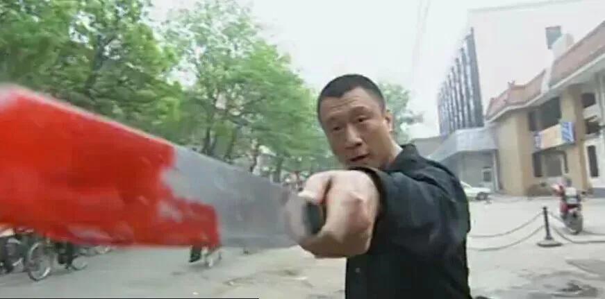 孙洪雷的征服_征服剧评孙红雷演技_孙红雷征服刘华强演技分析