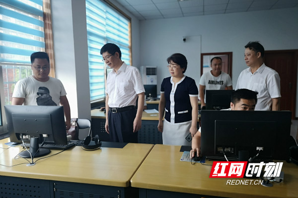 邵阳市委副书记市长刘事青调研文旅广体局_邵阳广播电视台现场办公会_邵阳新闻综合频道