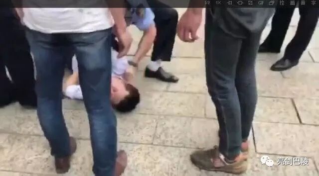 湘阴城管打人事件，考验执法者文明素养