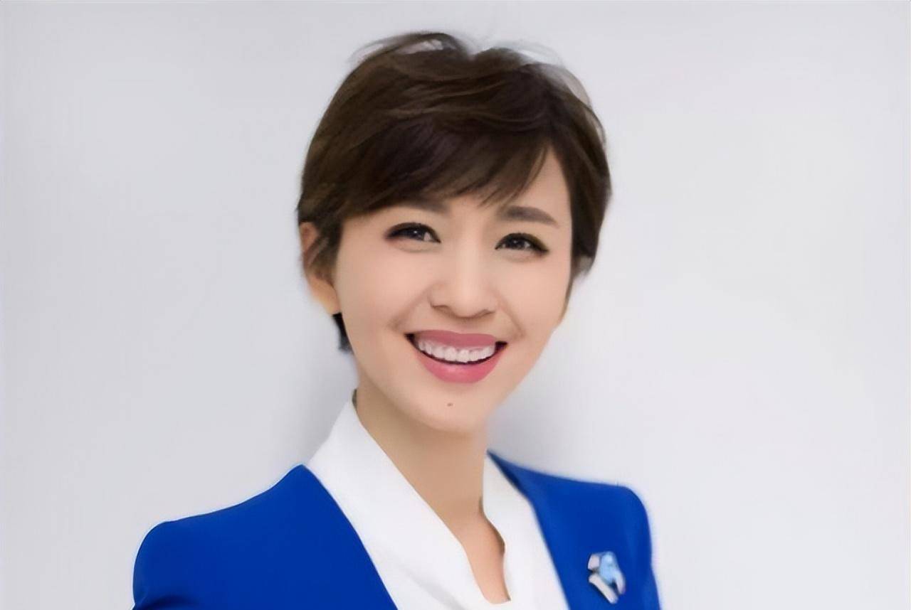 欧阳夏丹+新闻联播_欧阳夏丹 新闻联播 消失原因