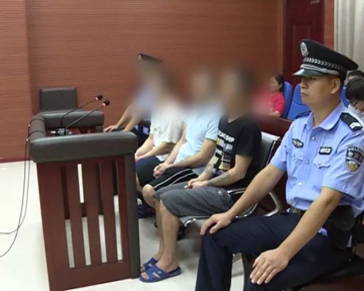 柳州奔驰碰瓷案_开豪车碰瓷_广东碰瓷团伙敲诈勒索案