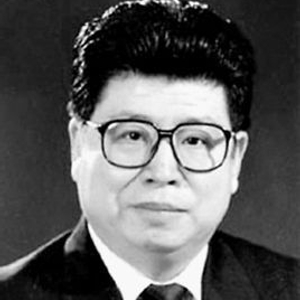 外逃贪官高严踪迹难觅或整容 外逃贪官高严踪迹难觅或整容